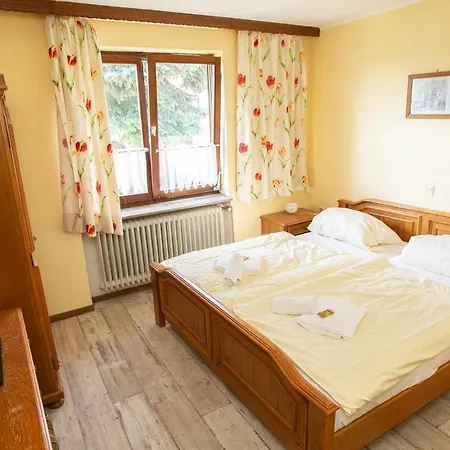 Zum Jean Bonnet Hotel