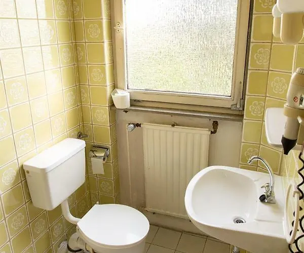 Zum Jean Bonnet Ξενοδοχείο *